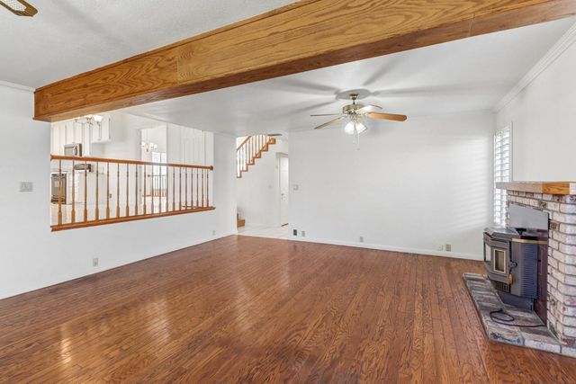 8436 Cutler Way, Sacramento, CA 95828