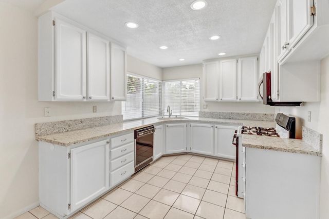 8436 Cutler Way, Sacramento, CA 95828