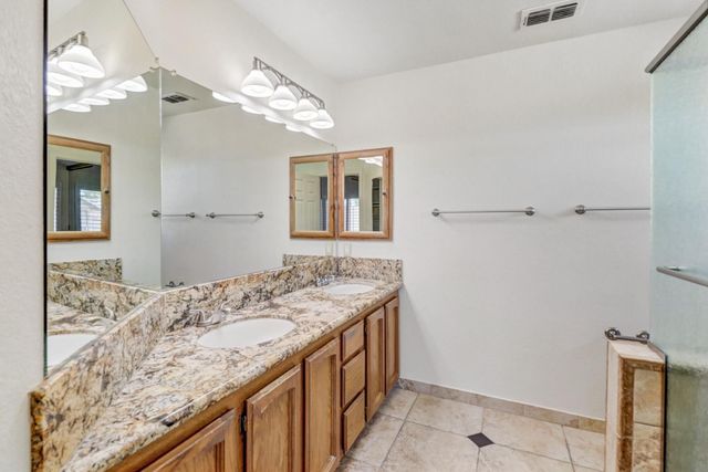 8436 Cutler Way, Sacramento, CA 95828