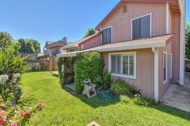 8436 Cutler Way, Sacramento, CA 95828