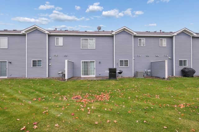 10007 Pleasure Creek Circle NE, Blaine, MN 55434