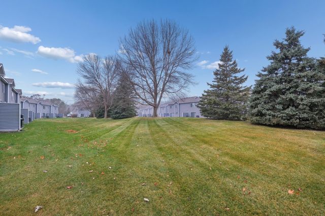 10007 Pleasure Creek Circle NE, Blaine, MN 55434