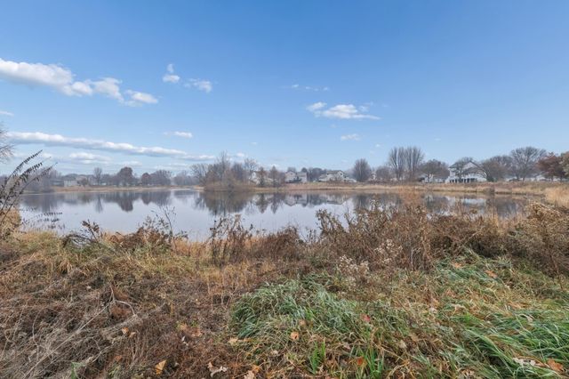 10007 Pleasure Creek Circle NE, Blaine, MN 55434