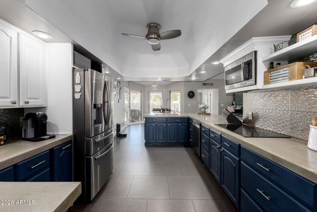 4147 E GLENCOVE Circle, Mesa, AZ 85205