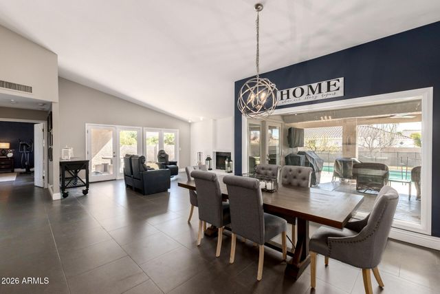 4147 E GLENCOVE Circle, Mesa, AZ 85205