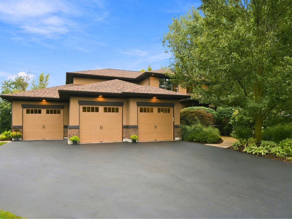 1335 Eastcanton Drive, Deerfield, IL 60015 — exterior