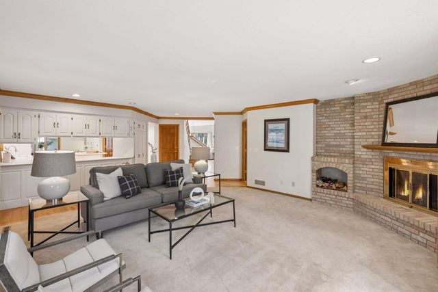 11304 Bluestem Lane, Eden Prairie, MN 55347