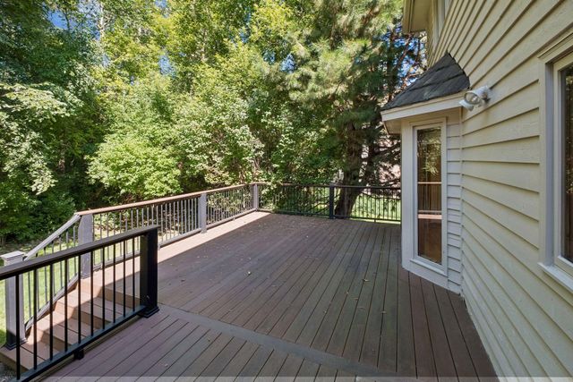 11304 Bluestem Lane, Eden Prairie, MN 55347