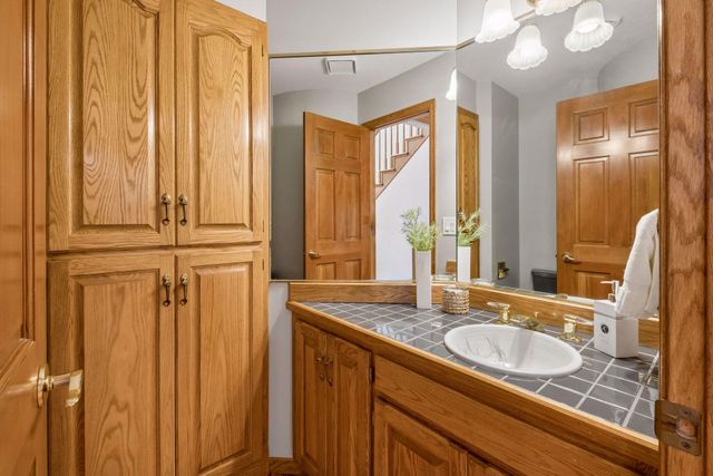 11304 Bluestem Lane, Eden Prairie, MN 55347