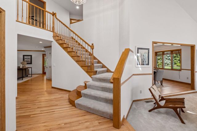 11304 Bluestem Lane, Eden Prairie, MN 55347