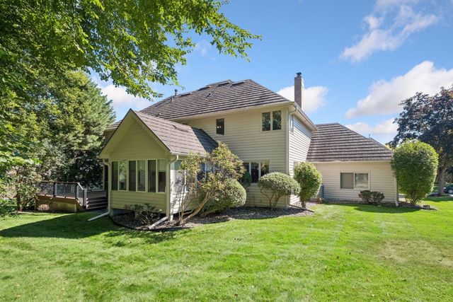 11304 Bluestem Lane, Eden Prairie, MN 55347