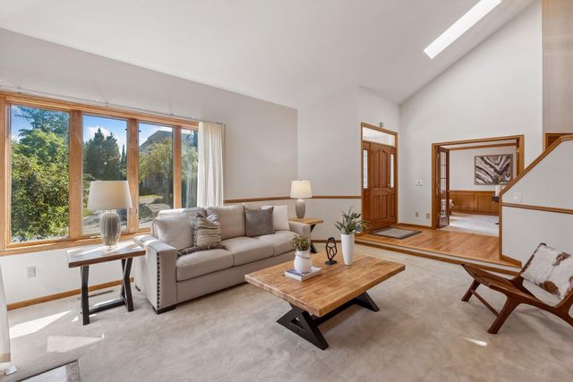 11304 Bluestem Lane, Eden Prairie, MN 55347