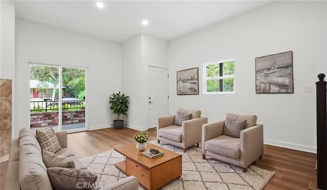 537 Cypress, Pasadena, CA 91103