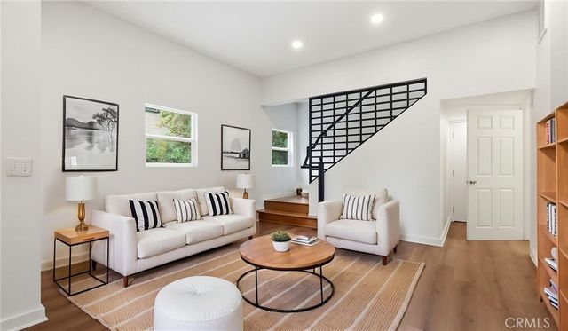 537 Cypress, Pasadena, CA 91103