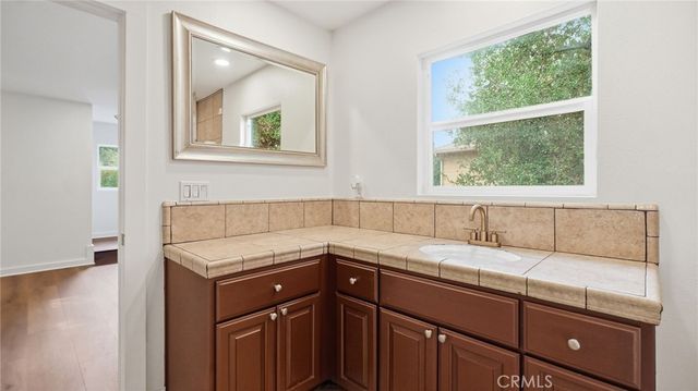 537 Cypress, Pasadena, CA 91103