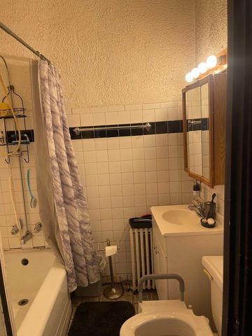 15616 Loomis Avenue, Harvey, IL 60426