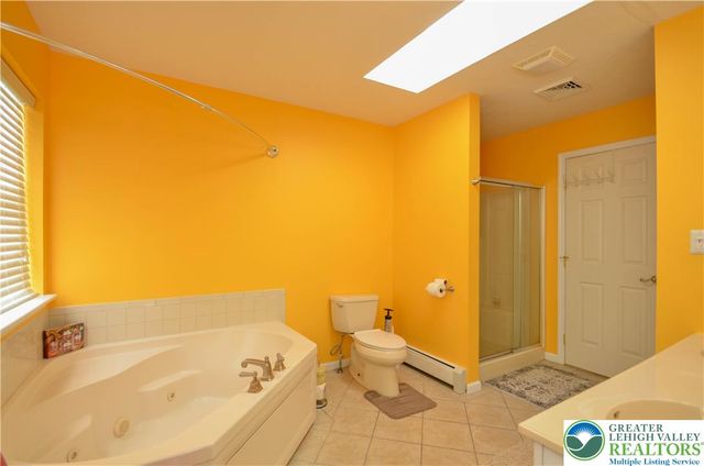 1214 Shadblow Road, Tobyhanna Twp, PA 18346