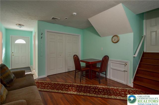 1214 Shadblow Road, Tobyhanna Twp, PA 18346