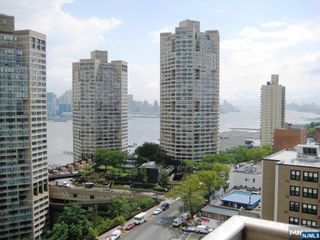 7002 Boulevard East 12G, Guttenberg, NJ 07093