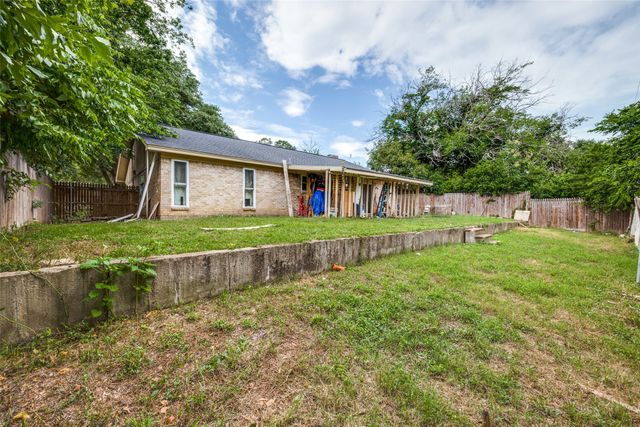 1304 Marlborough Drive, Fort Worth, TX 76134
