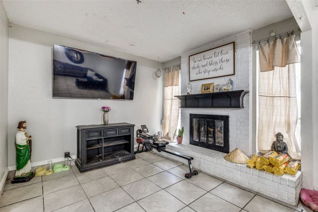 1304 Marlborough Drive, Fort Worth, TX 76134