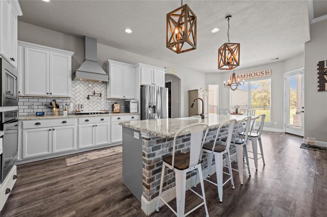 6726 Mulberry Bayou Drive, Baytown, TX 77523