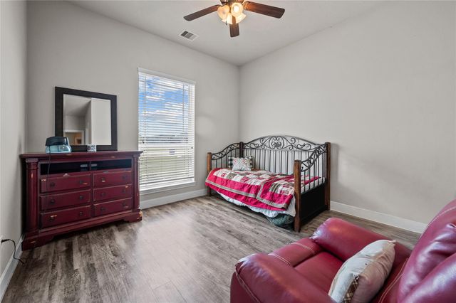 6726 Mulberry Bayou Drive, Baytown, TX 77523