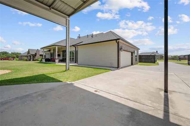 6726 Mulberry Bayou Drive, Baytown, TX 77523
