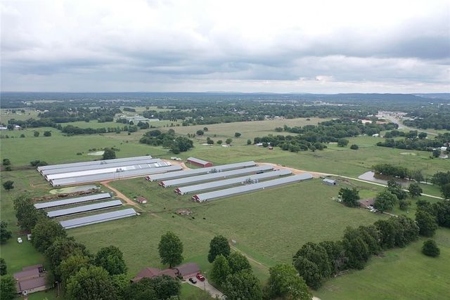 12470 Jimmy Devault Road, Farmington, AR 72730