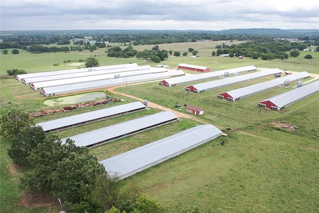 12470 Jimmy Devault Road, Farmington, AR 72730