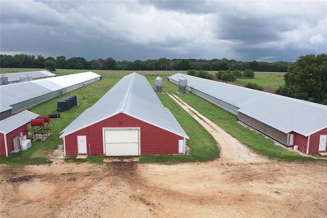12470 Jimmy Devault Road, Farmington, AR 72730