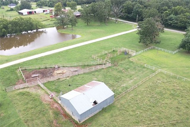 12470 Jimmy Devault Road, Farmington, AR 72730