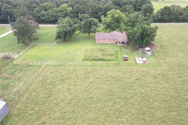 12470 Jimmy Devault Road, Farmington, AR 72730