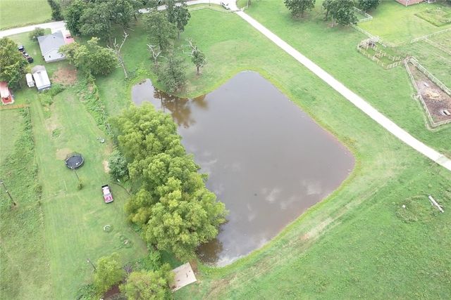 12470 Jimmy Devault Road, Farmington, AR 72730