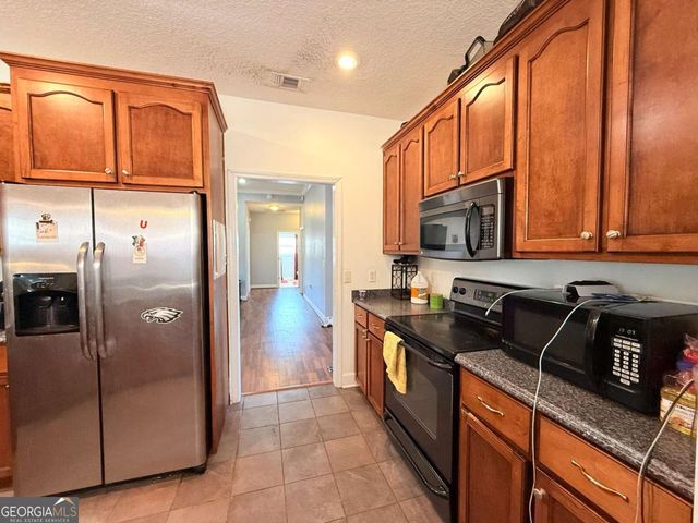 94 Taylor Wells Lane, Hinesville, GA 31313