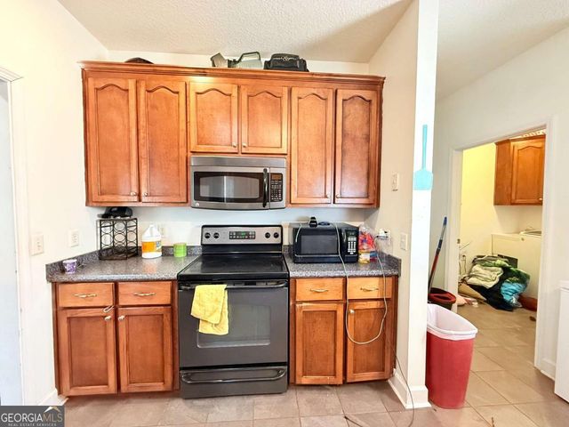 94 Taylor Wells Lane, Hinesville, GA 31313