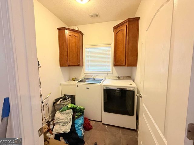 94 Taylor Wells Lane, Hinesville, GA 31313