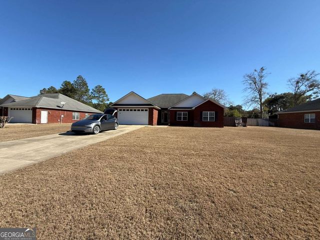 94 Taylor Wells Lane, Hinesville, GA 31313