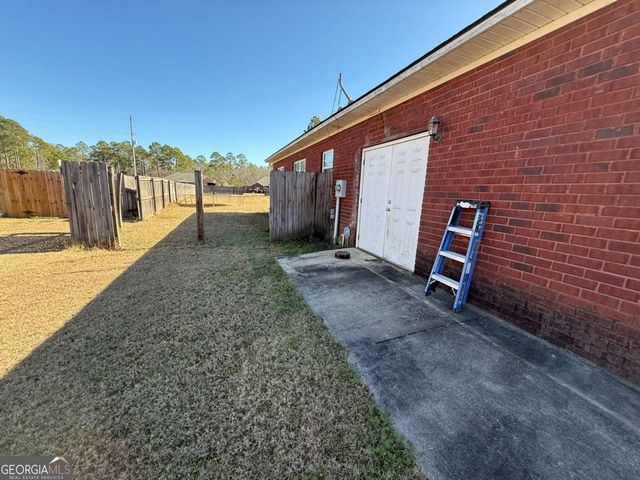 94 Taylor Wells Lane, Hinesville, GA 31313
