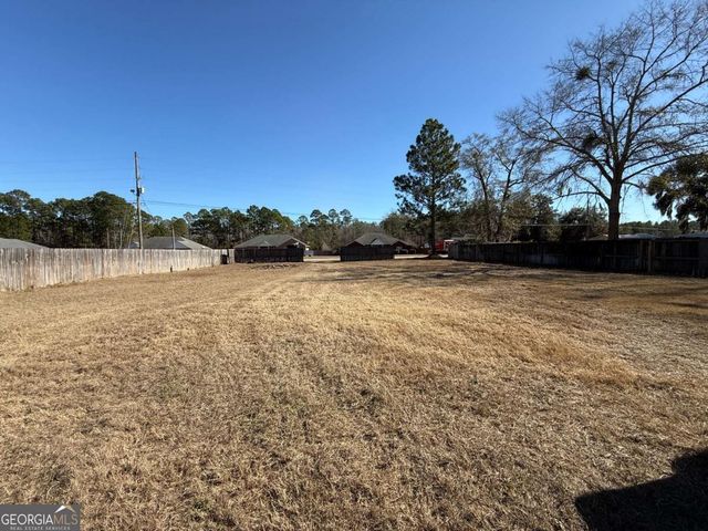 94 Taylor Wells Lane, Hinesville, GA 31313