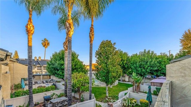 181 W La Verne Ave 5, Pomona, CA 91767