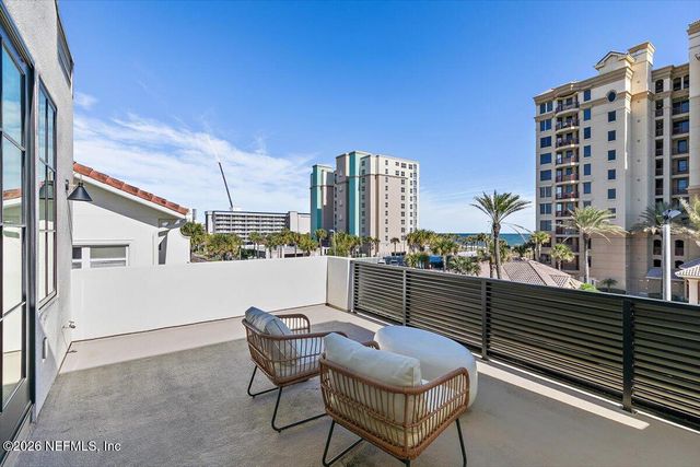 1318 1ST Street N, Jacksonville Beach, FL 32250