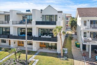 1318 1ST Street N, Jacksonville Beach, FL 32250