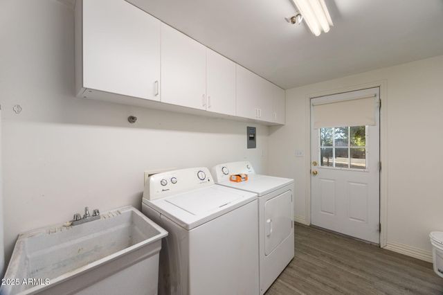 2209 OLD CROOKS Trail, Overgaard, AZ 85933