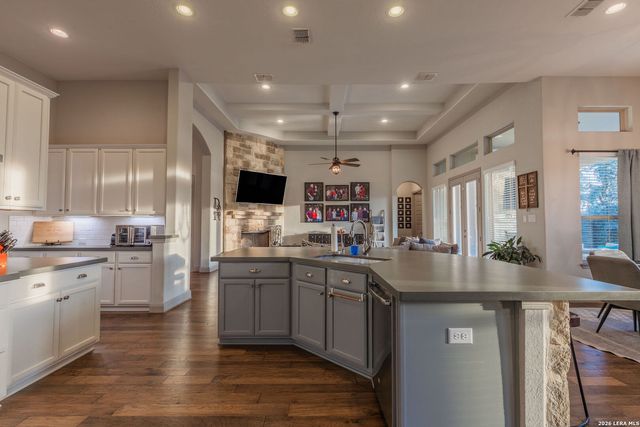 5679 COPPER VLY, New Braunfels, TX 78132