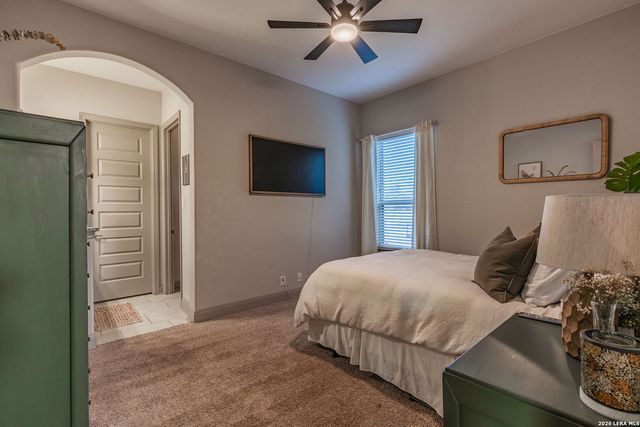 5679 COPPER VLY, New Braunfels, TX 78132