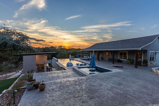 5679 COPPER VLY, New Braunfels, TX 78132
