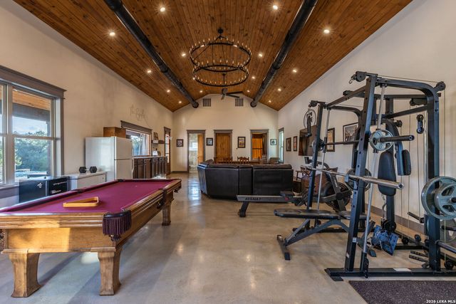 5679 COPPER VLY, New Braunfels, TX 78132