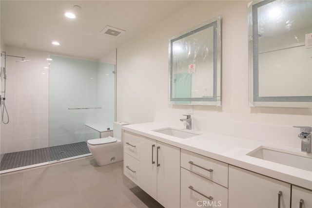 2225 Mira Vista Avenue 104, Montrose, CA 91020