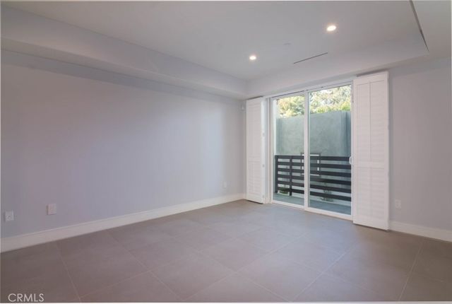 2225 Mira Vista Avenue 104, Montrose, CA 91020